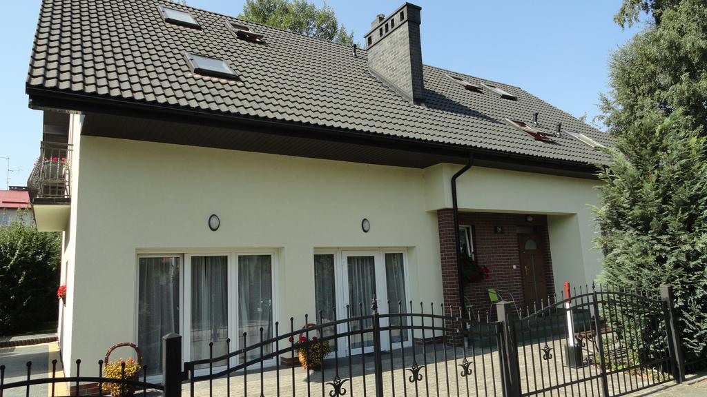 Dom Artusa Ustka Exterior foto