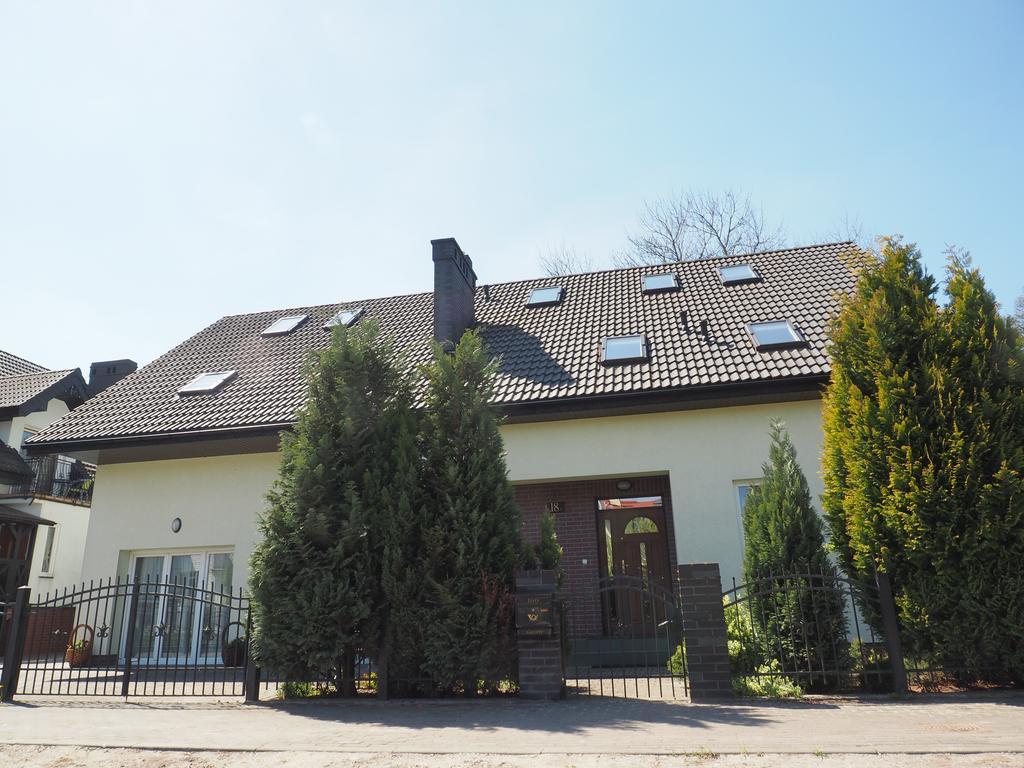 Dom Artusa Ustka Exterior foto